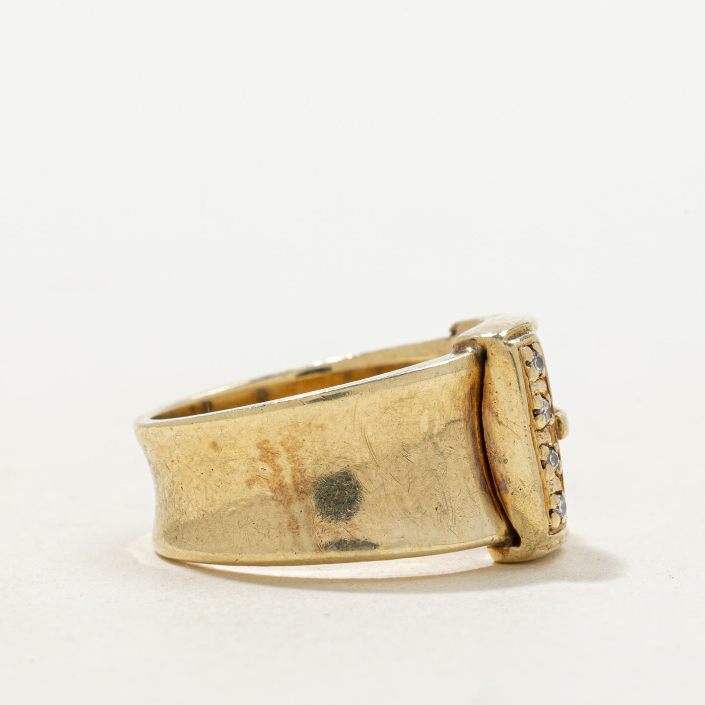 14k Diamond Buckle Ring | 0.02ctw | SZ 6.25