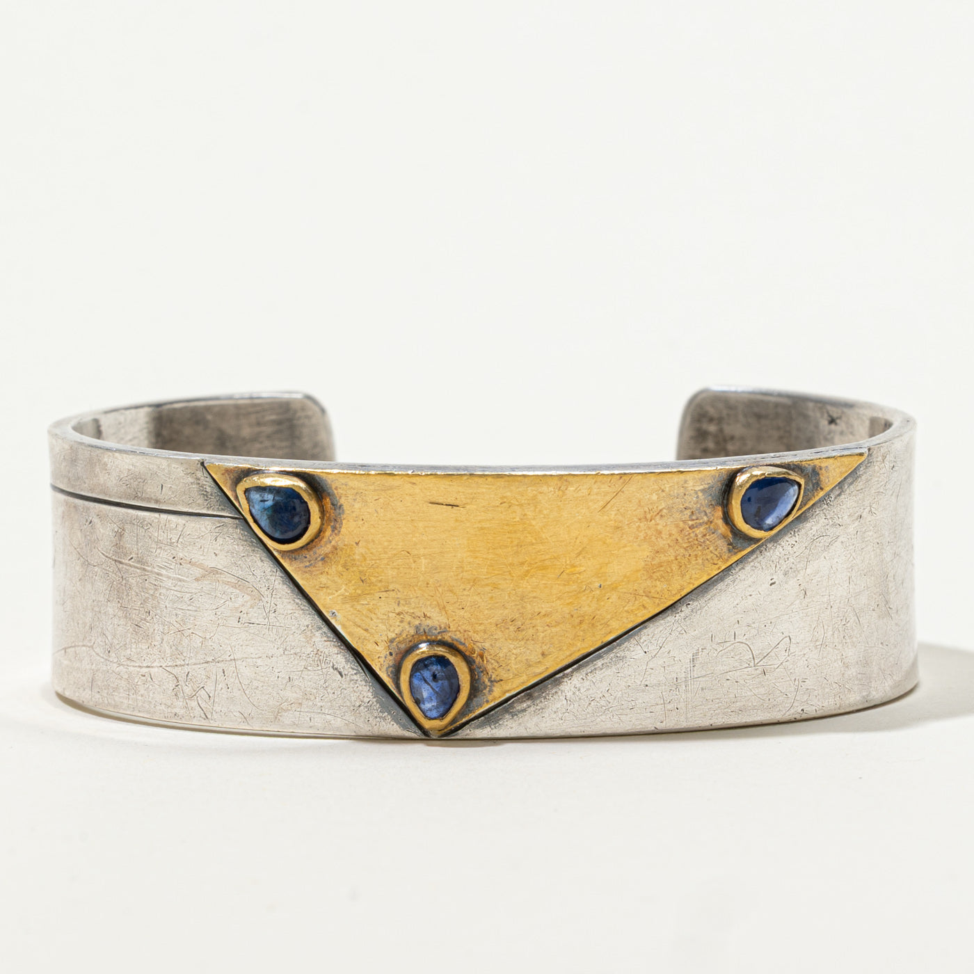 'Hans Tischler' Italian Sapphire Geometric Cuff Bracelet | 1.50ctw | 6"