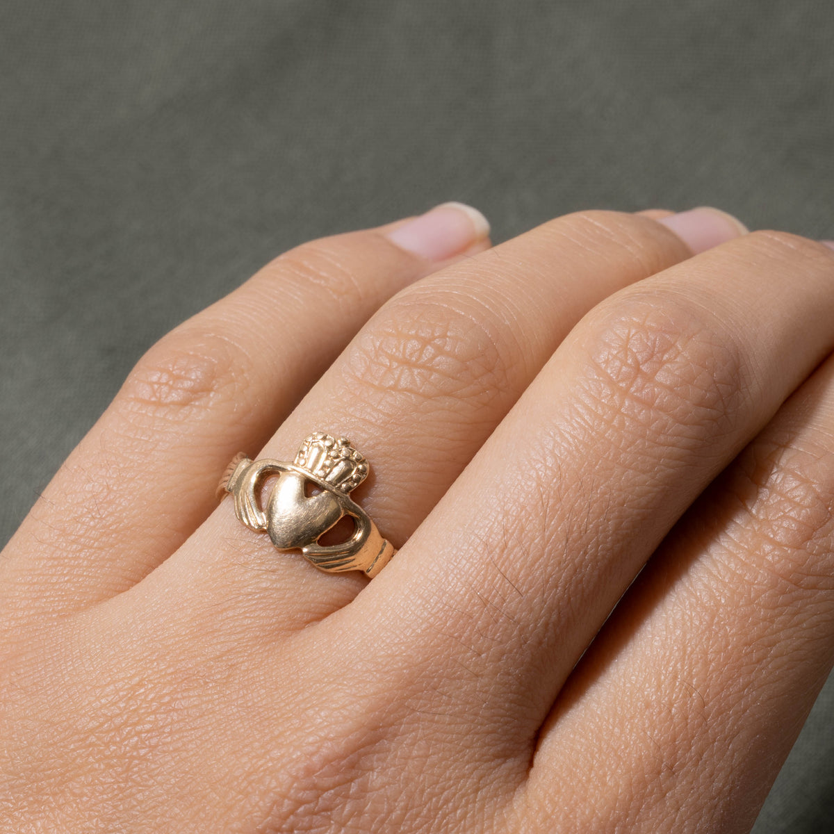 1987 Dublin Yellow Gold Claddagh Ring | SZ 7