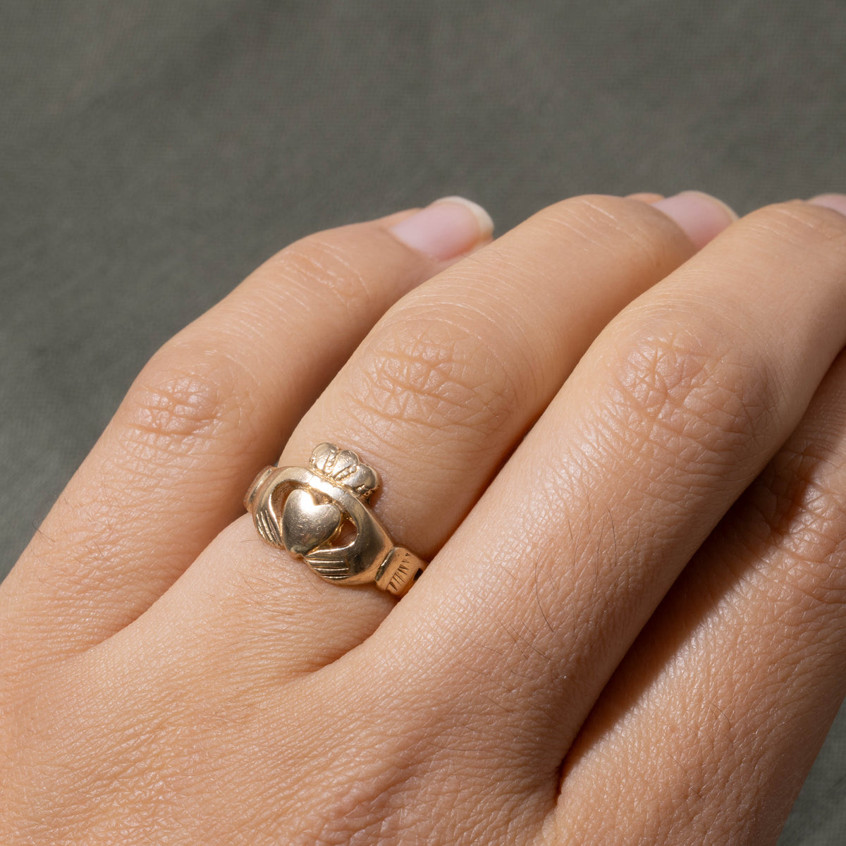 Birmingham Yellow Gold Claddagh Ring | SZ 4.5