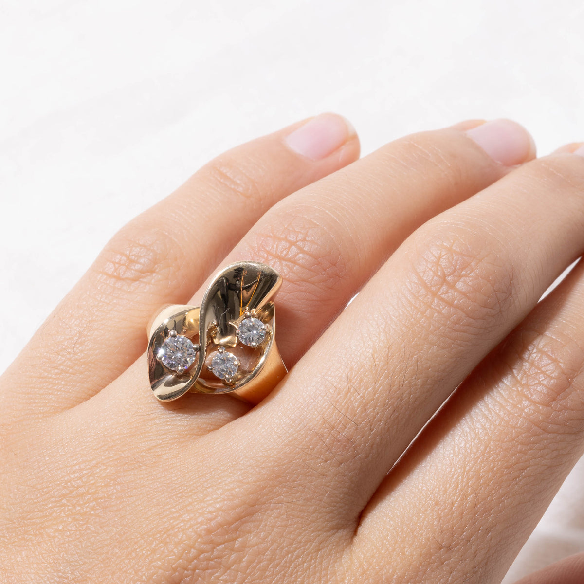 14k Three Stone Diamond Scrollwork Abstract Cocktail Ring | 0.62ctw | SZ 7.75