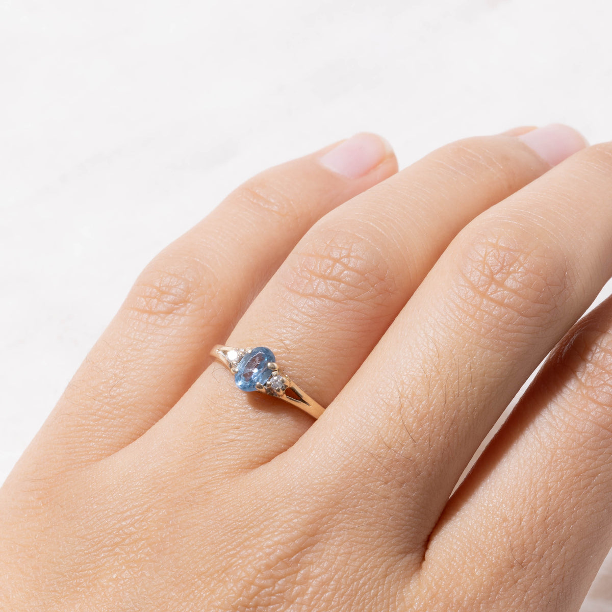 14k Oval Cut Topaz & Diamond Accented Open Shank Ring | SZ 6