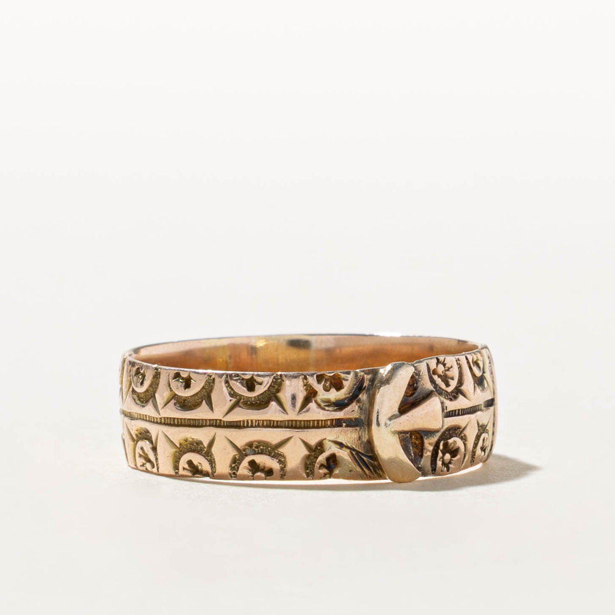 1901 Birmingham Yellow Gold Buckle Band | 6mm | SZ 9.25