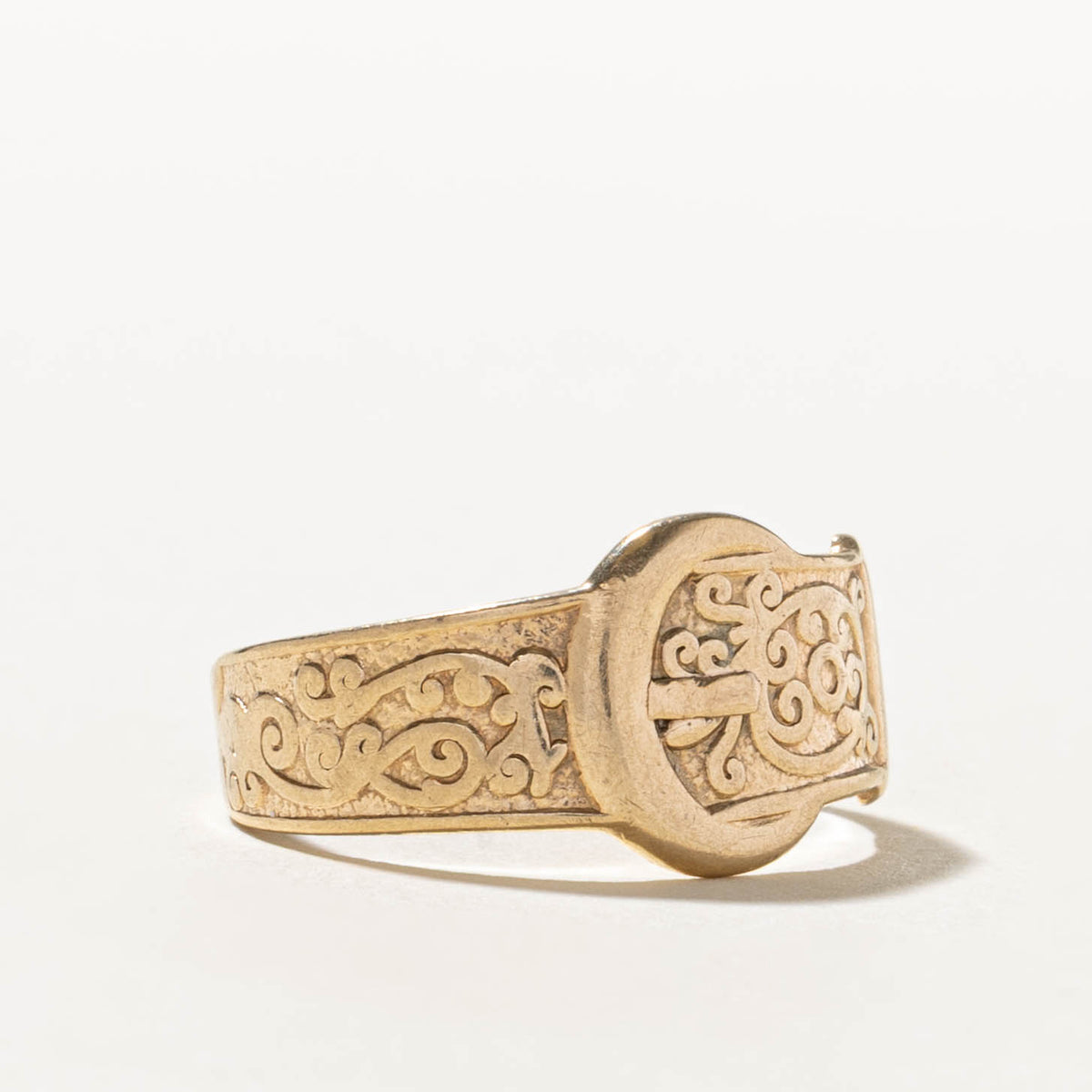 1971 Birmingham Yellow Gold Buckle Ring | SZ 8.25