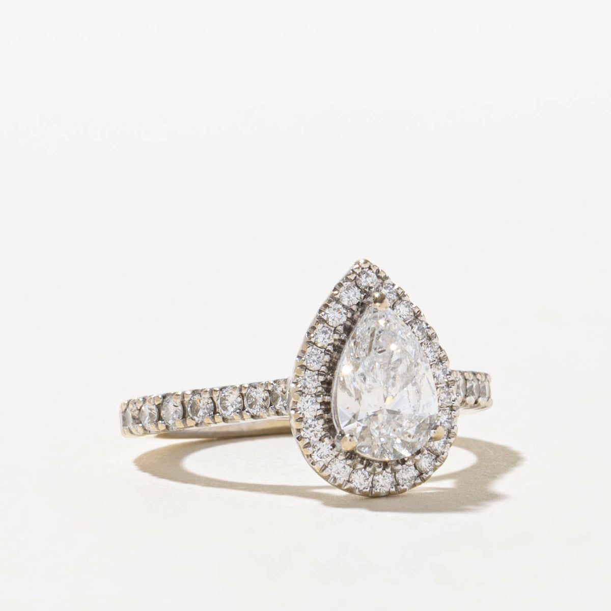 14k Pear Cut Diamond Halo Ring | 0.90ct SI2/I1 H, 0.48ctw | SZ 3.75