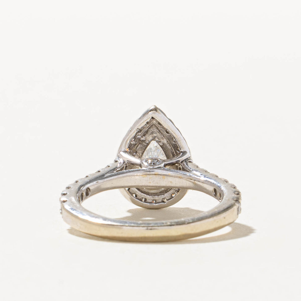 14k Pear Cut Diamond Halo Ring | 0.90ct SI2/I1 H, 0.48ctw | SZ 3.75