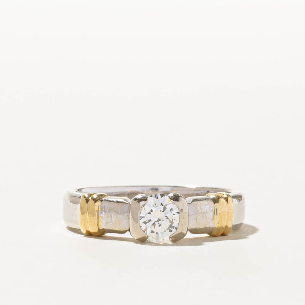 18k Two Tone Solitaire Diamond Grooved Ring | 0.54ct VS2 J | SZ 6.25