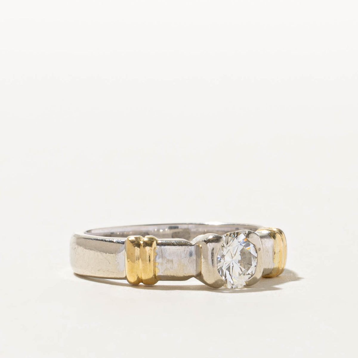 18k Two Tone Solitaire Diamond Grooved Ring | 0.54ct VS2 J | SZ 6.25
