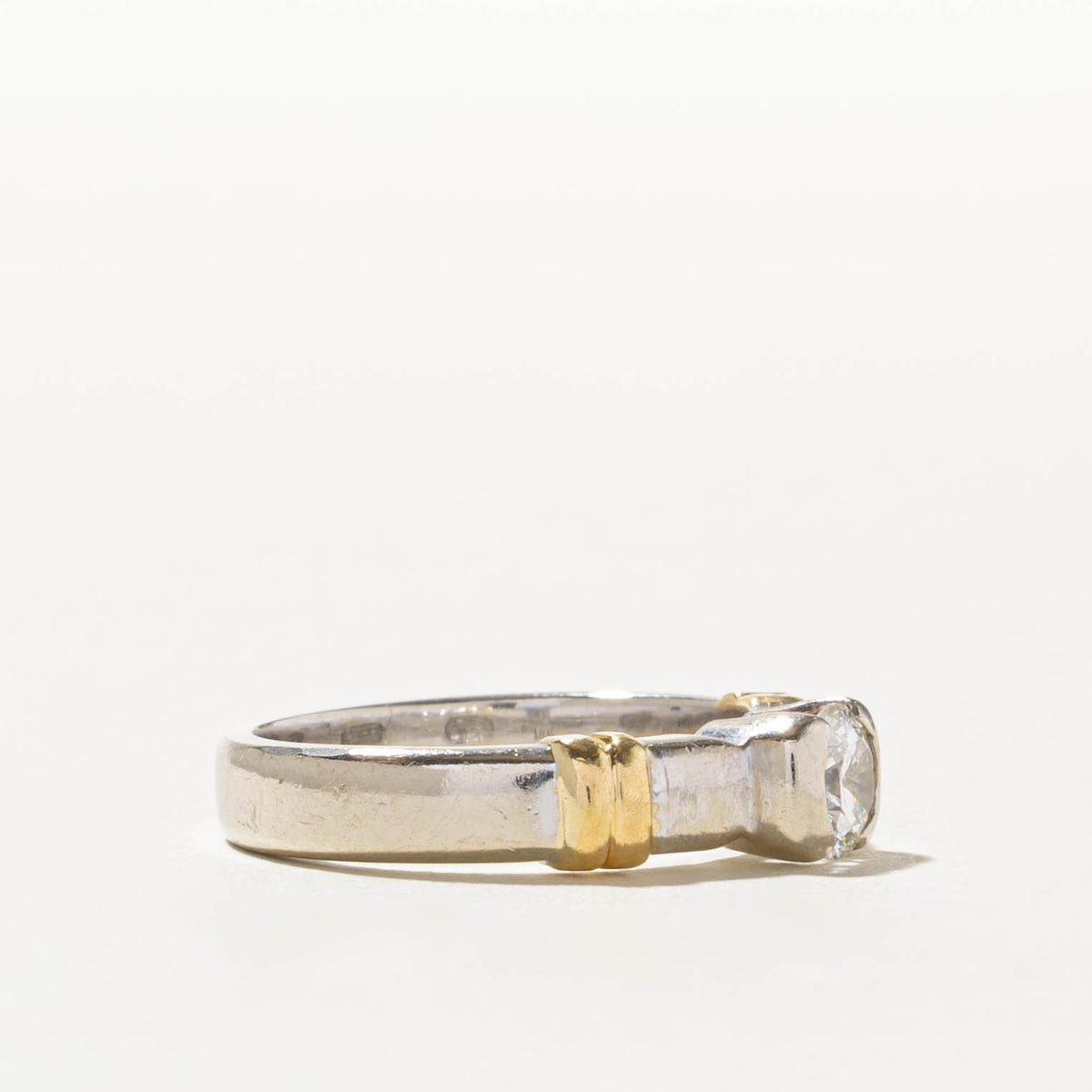 18k Two Tone Solitaire Diamond Grooved Ring | 0.54ct VS2 J | SZ 6.25