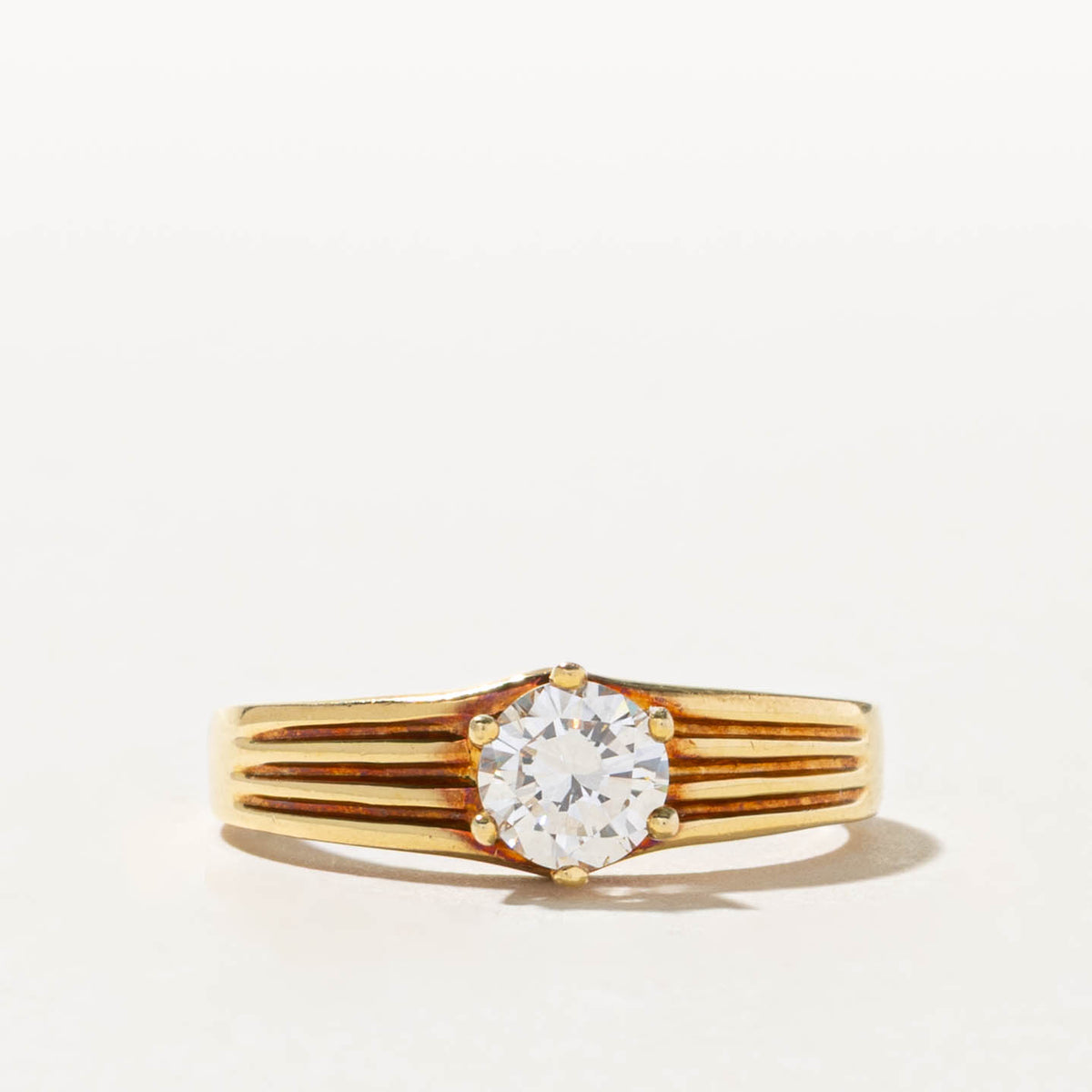 18k Solitaire Diamond Grooved Ring | 0.68ct SI1 H | SZ 7.5