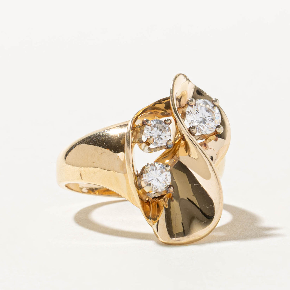 14k Three Stone Diamond Scrollwork Abstract Cocktail Ring | 0.62ctw | SZ 7.75