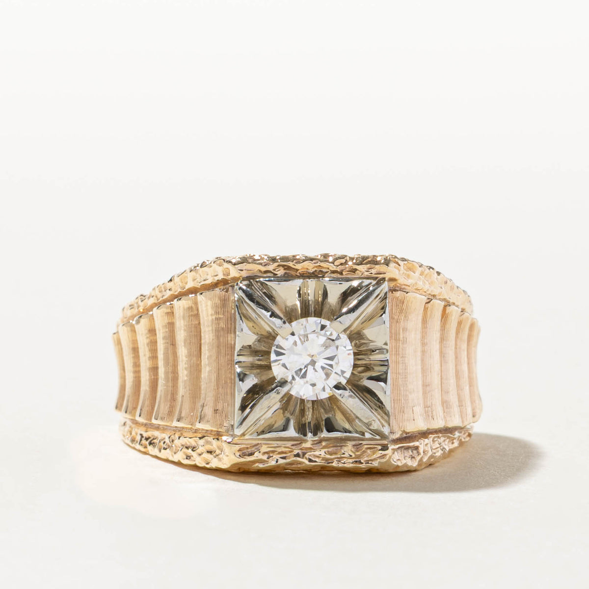 14k Illusion Set Solitaire Diamond Grooved Statement Ring | 0.54ct SI1/SI2 G/H | SZ 11