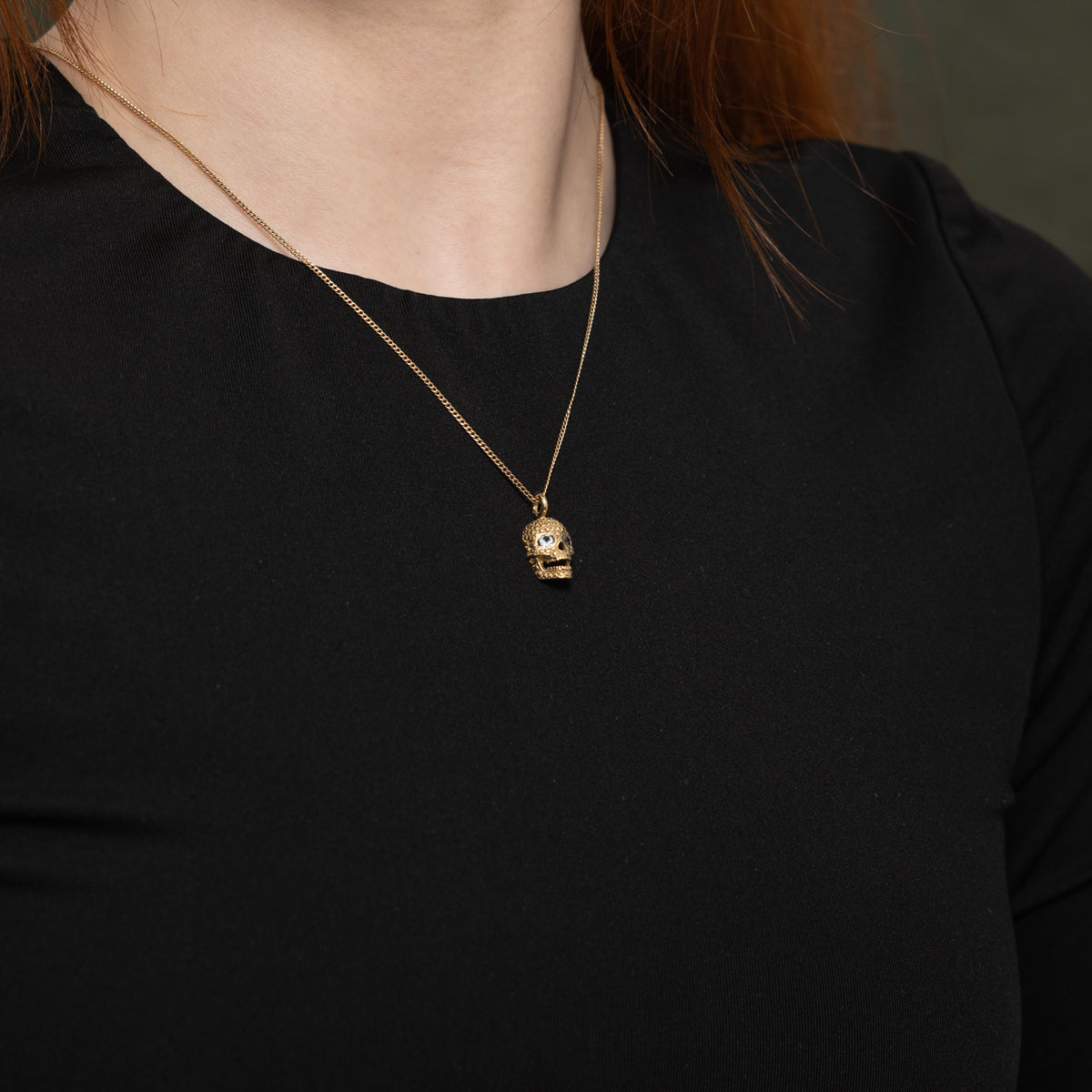 10k Synthetic Spinel Textured Skull Charm | 0.10ctw