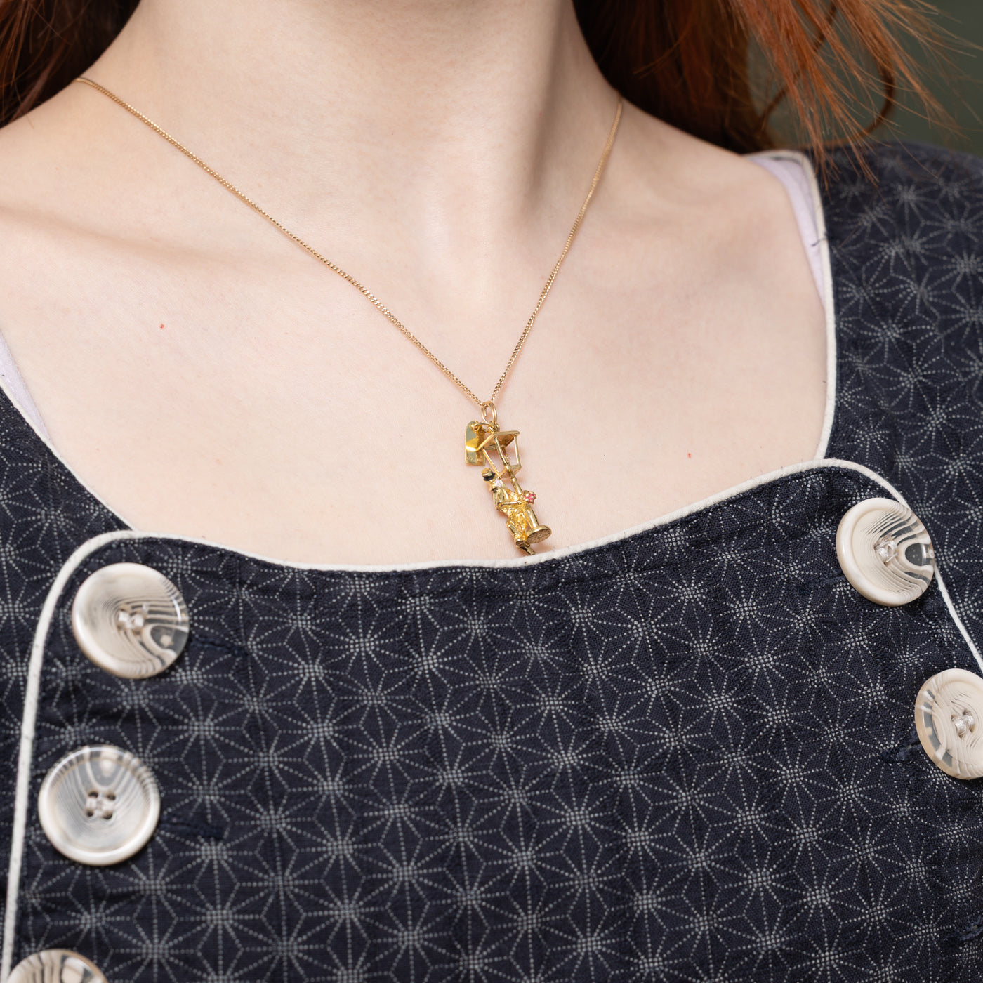 14K New Orleans Street Lamp Charm