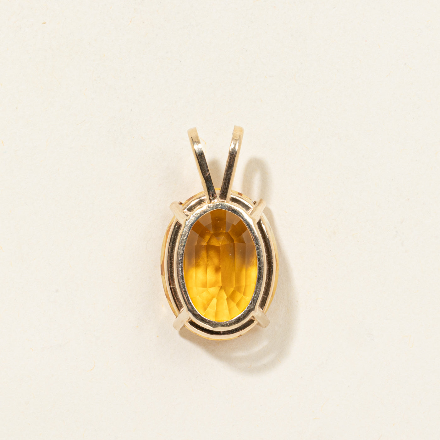 Pendentif en citrine ovale 14 carats | 23,50 ct