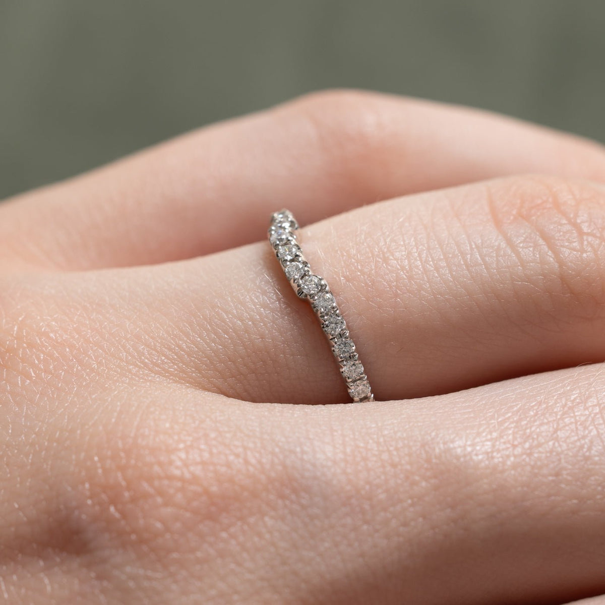 14k Semi Eternity Diamond Contour Ring | 0.22ctw | SZ 5