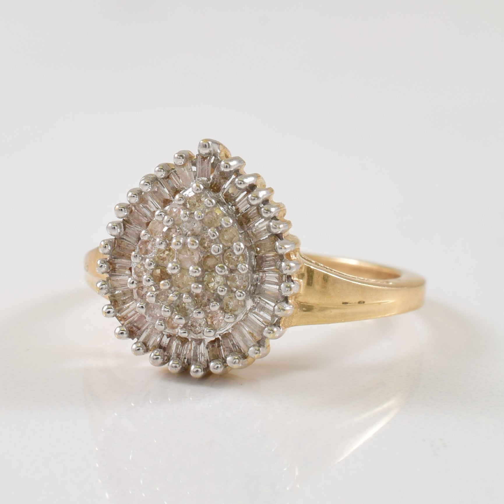 Pear Shaped Diamond Ring | 0.30ctw | SZ 7 |