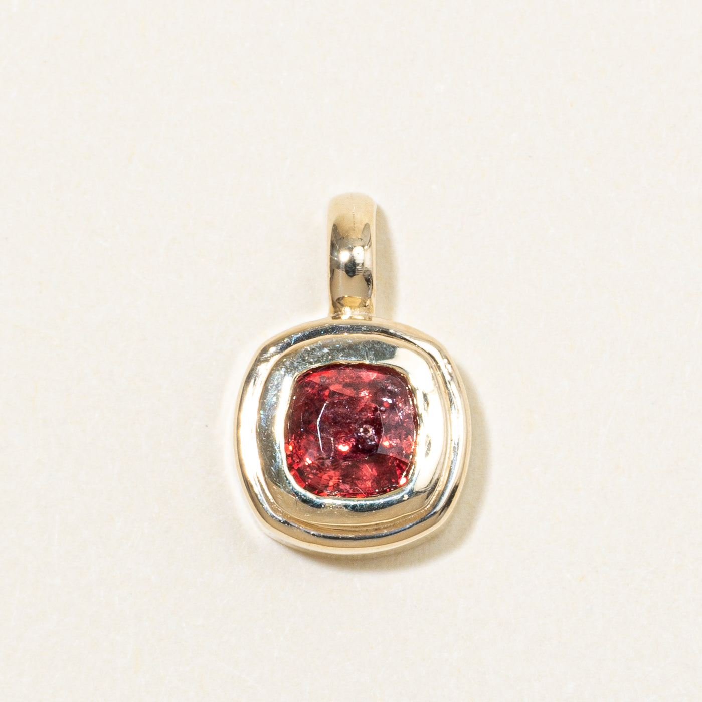 '100 Ways' Bezel Set Spinel Pendant | 0.57ct