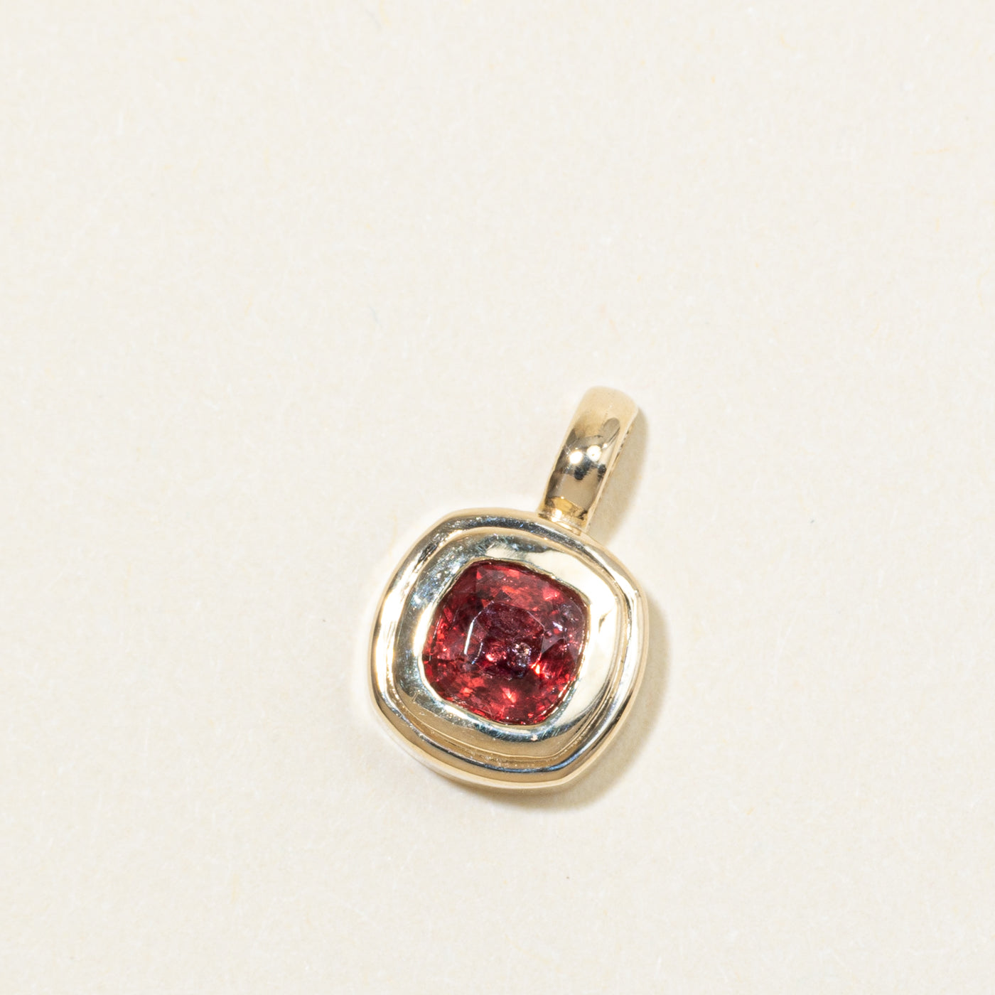 '100 Ways' Bezel Set Spinel Pendant | 0.57ct