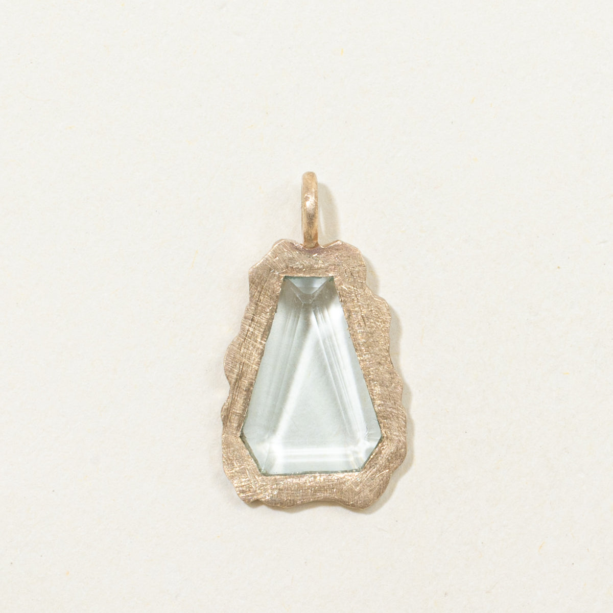 '100 Ways' 9k Yellow Gold Portrait Cut Aquamarine Pendant | 1.66ct