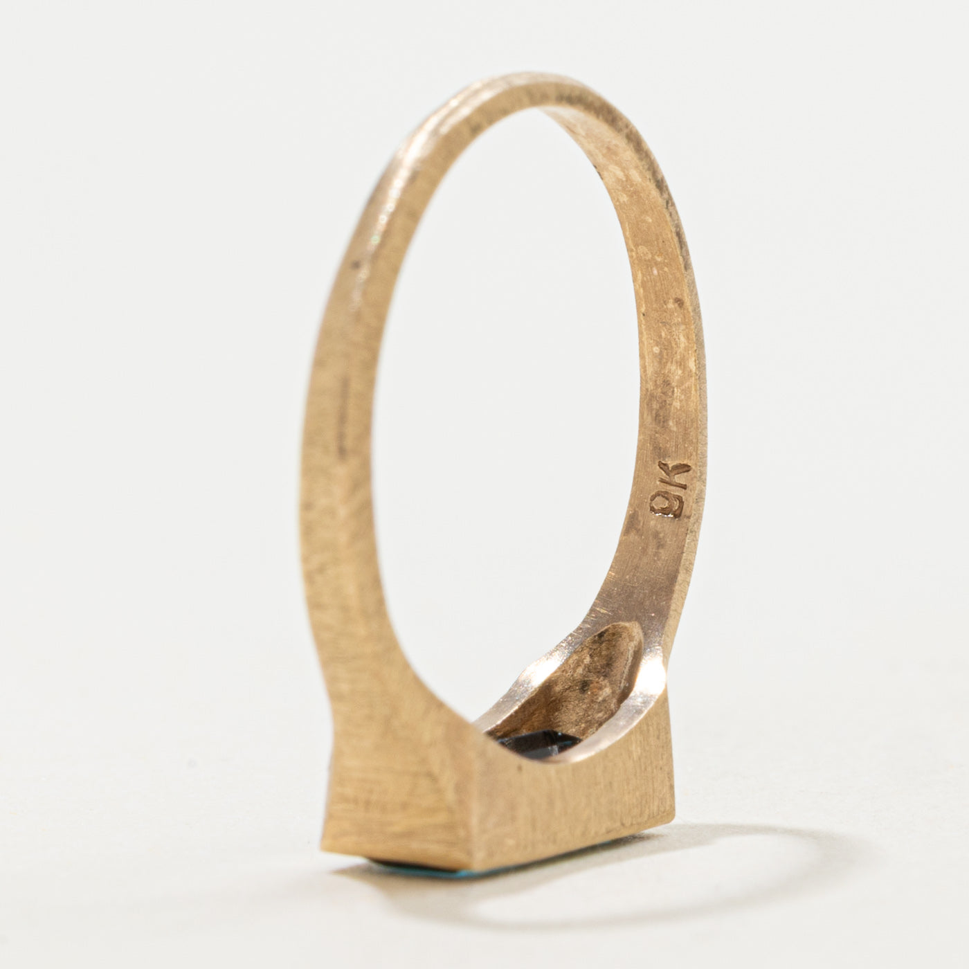 '100 Ways' 9k Textured Yellow Gold Tourmaline Signet Ring | 0.99ct | SZ 6.75