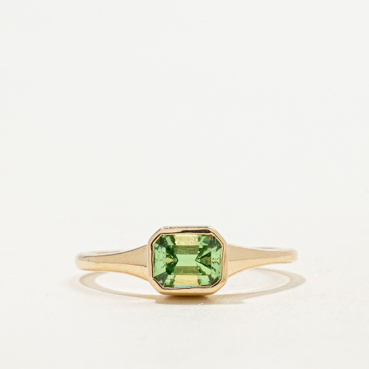 '100 Ways' 9k Yellow Gold Tsavorite Garnet Signet Ring | 0.84ct | SZ 5.75