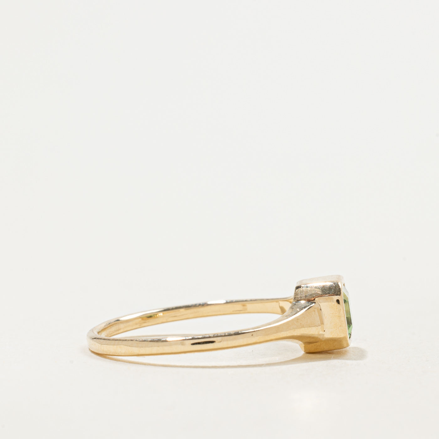 '100 Ways' 9k Yellow Gold Tsavorite Garnet Signet Ring | 0.84ct | SZ 5.75