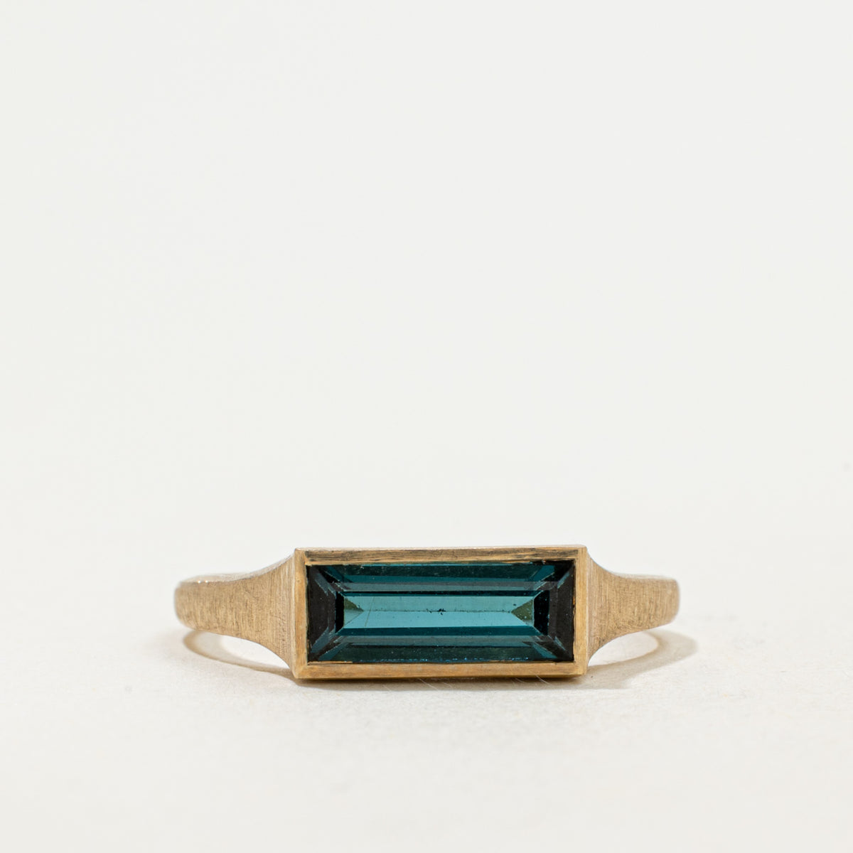 '100 Ways' 9k Textured Yellow Gold Tourmaline Signet Ring | 0.99ct | SZ 6.75