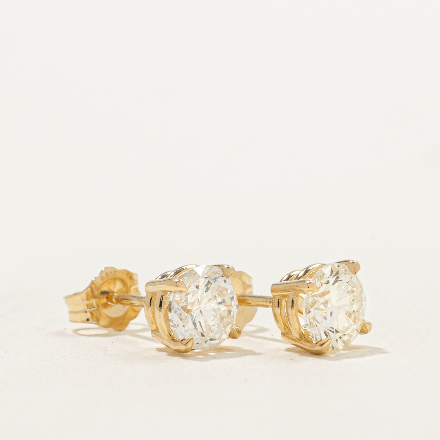 '100 Ways' Signature Eagle Claw Stud Earrings | 1.58ctw I1/I2 I/J
