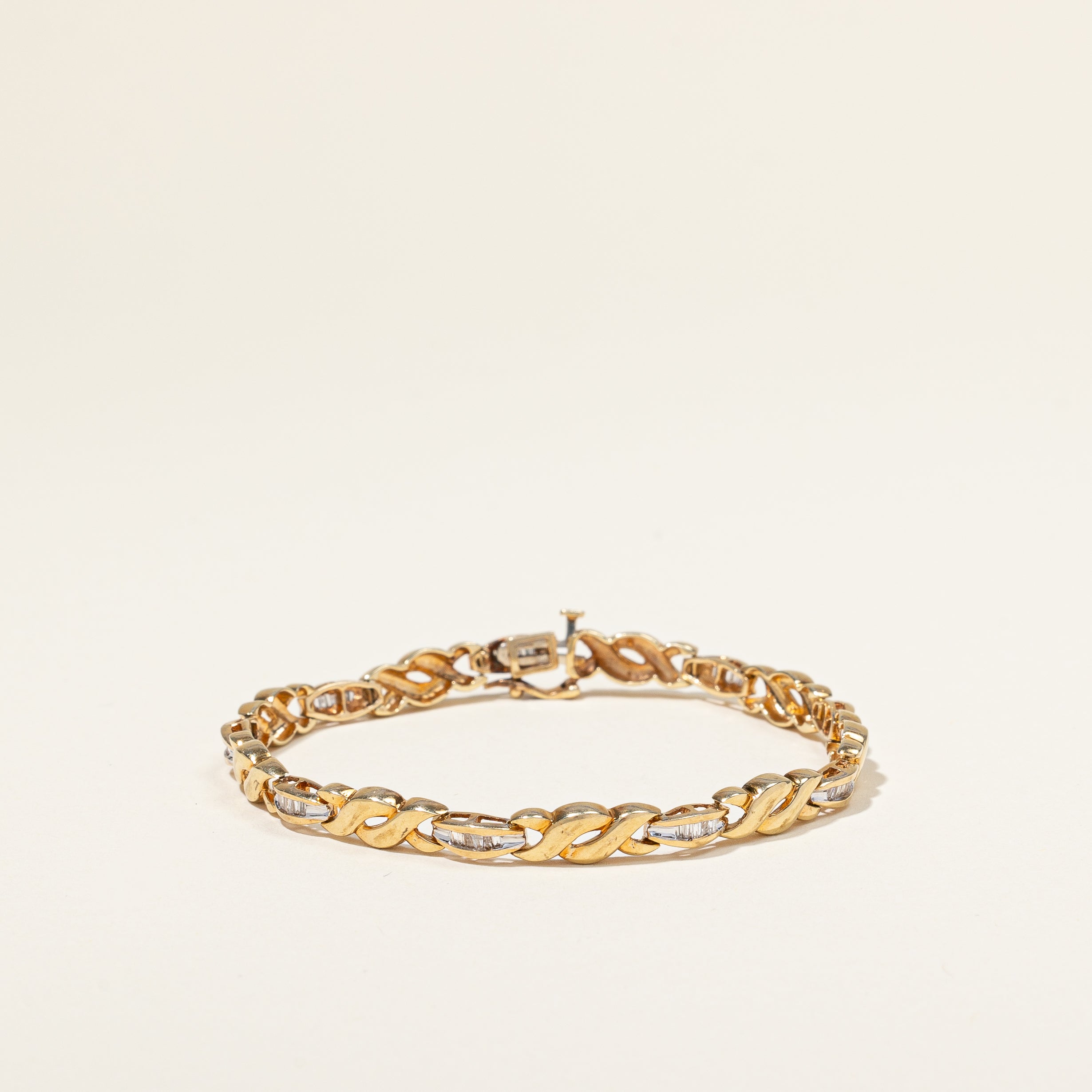Bracelet en diamants taille baguette | 0,32 ct | 17,8 cm |