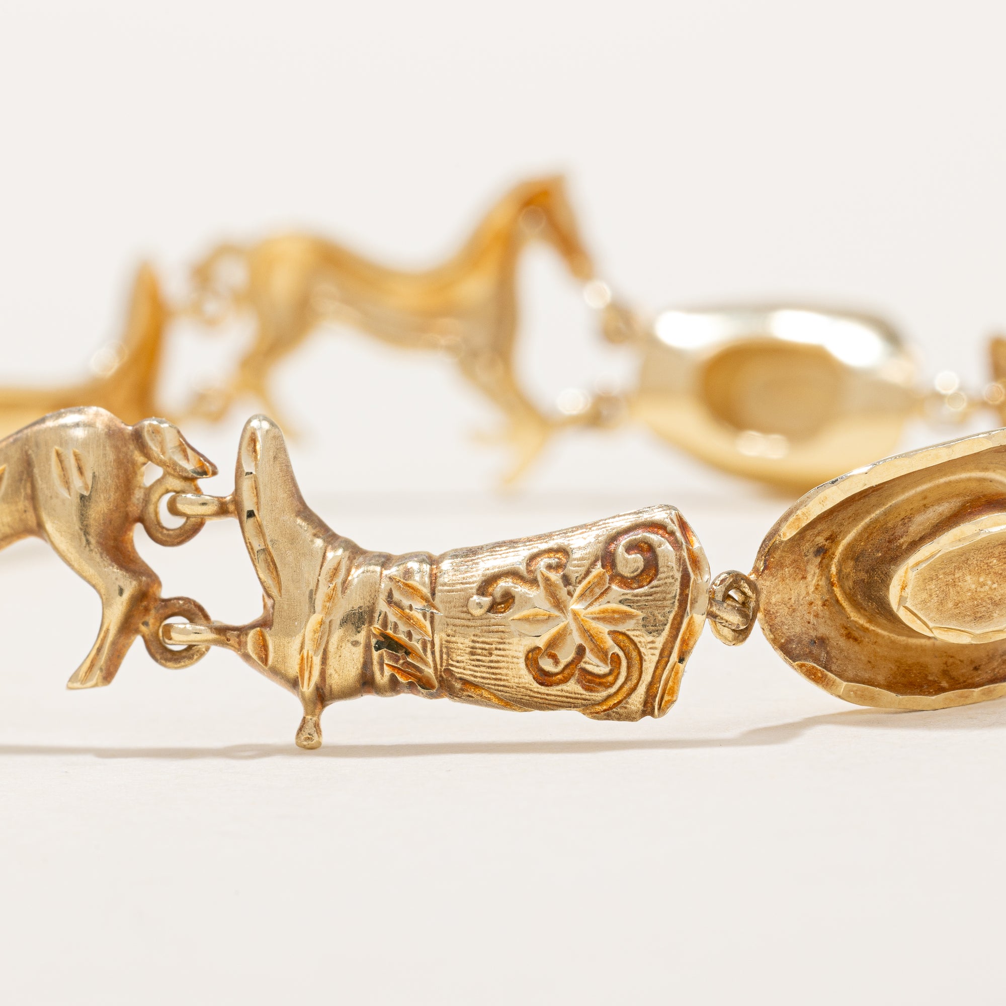 14k Yellow Gold Horse & Cowboy Hat Bracelet | 7