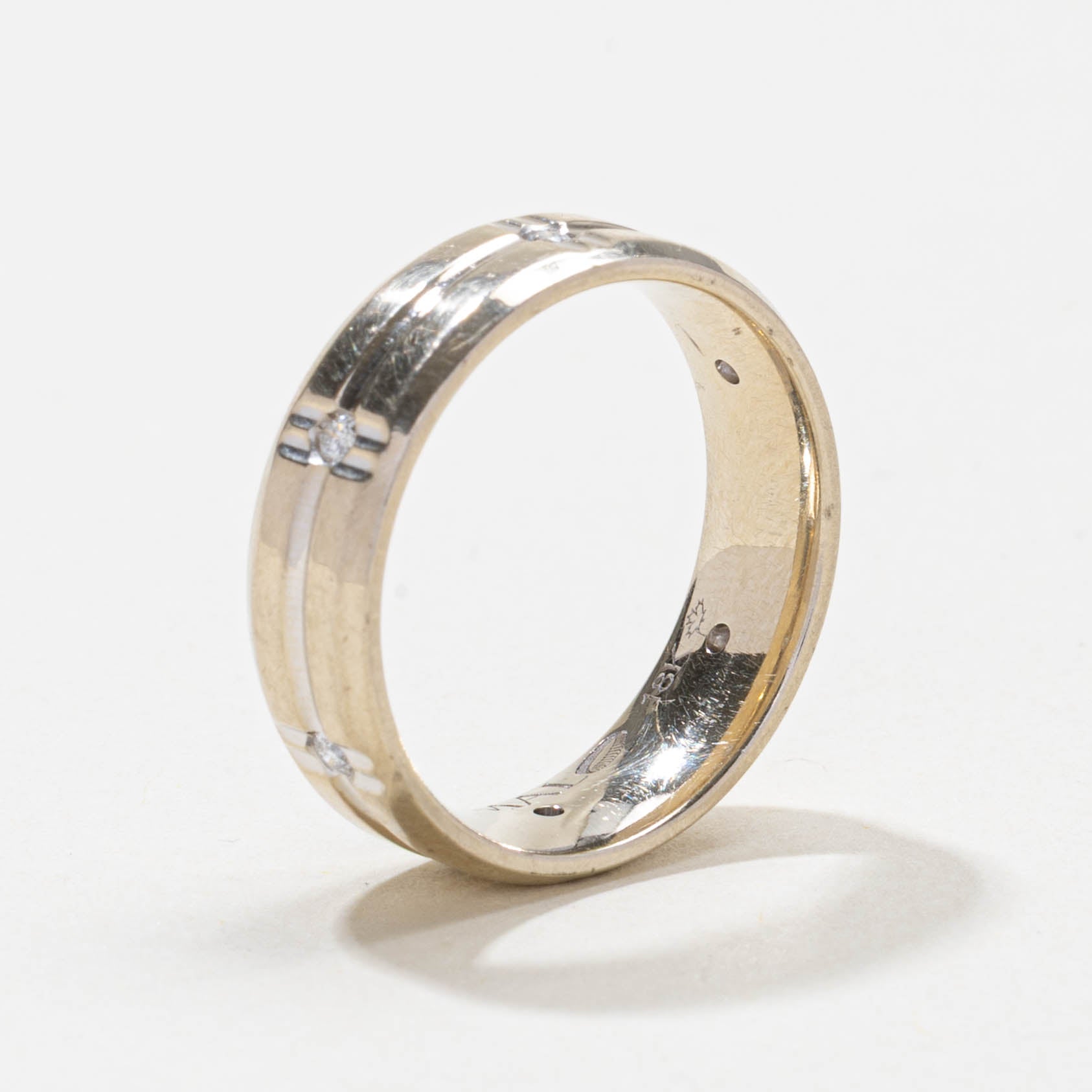 Diamond Grooved Band | 0.12ctw | 5.95mm | SZ 7.5