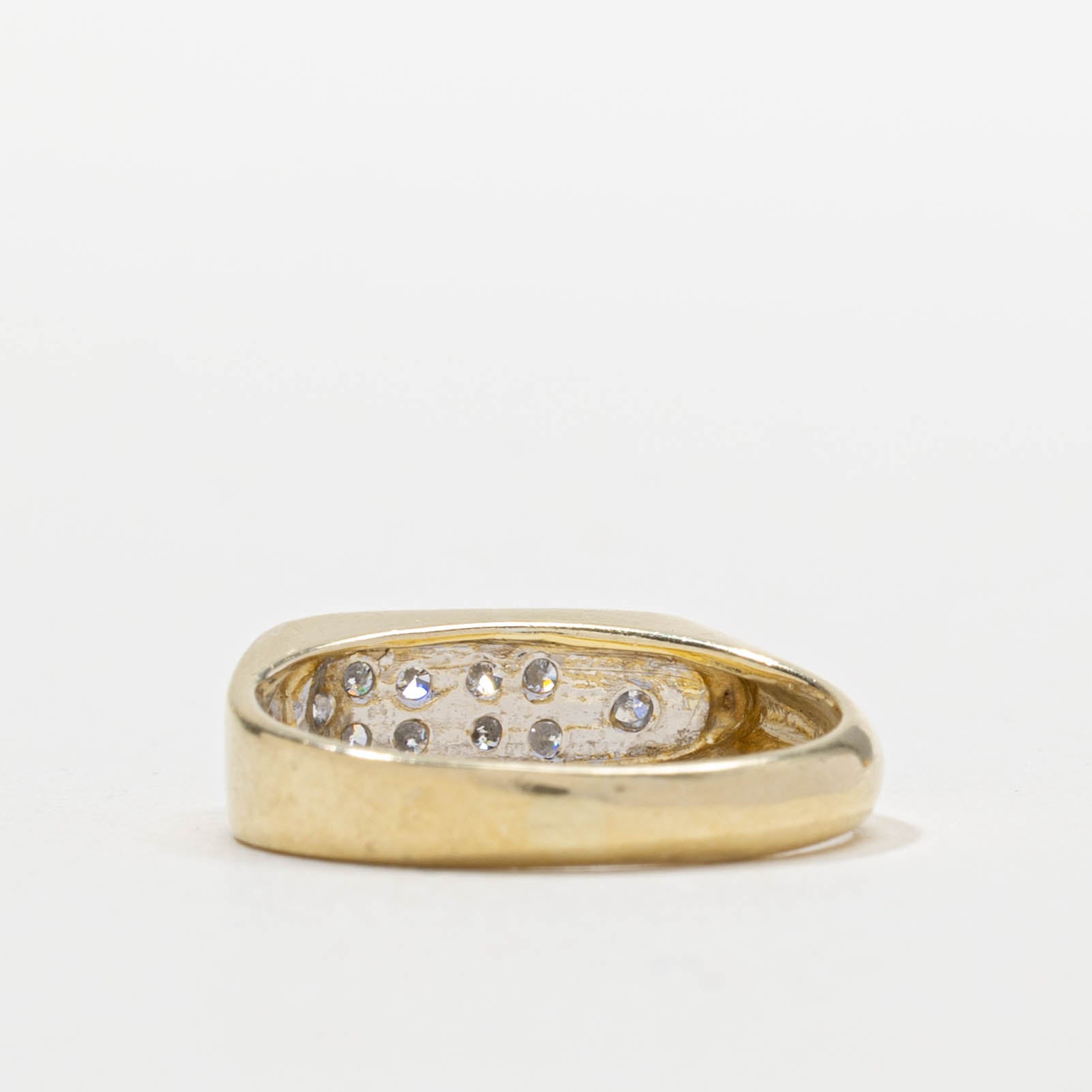 Diamond East West Oval Cluster Ring | 0.25ctw | SZ 5.75