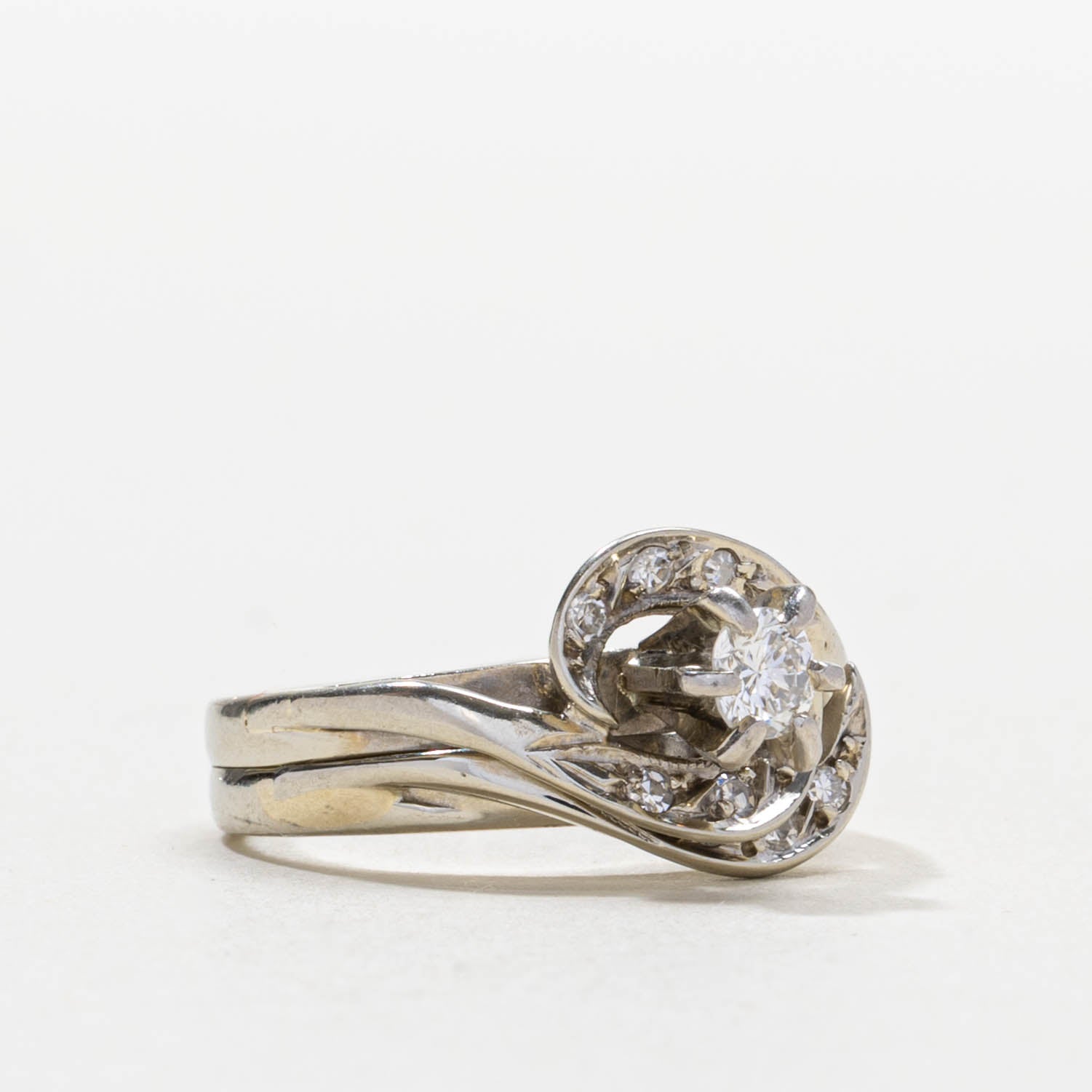 High Set Diamond Swirl Soldered Wedding Ring Set | 0.27ctw | SZ 3.75