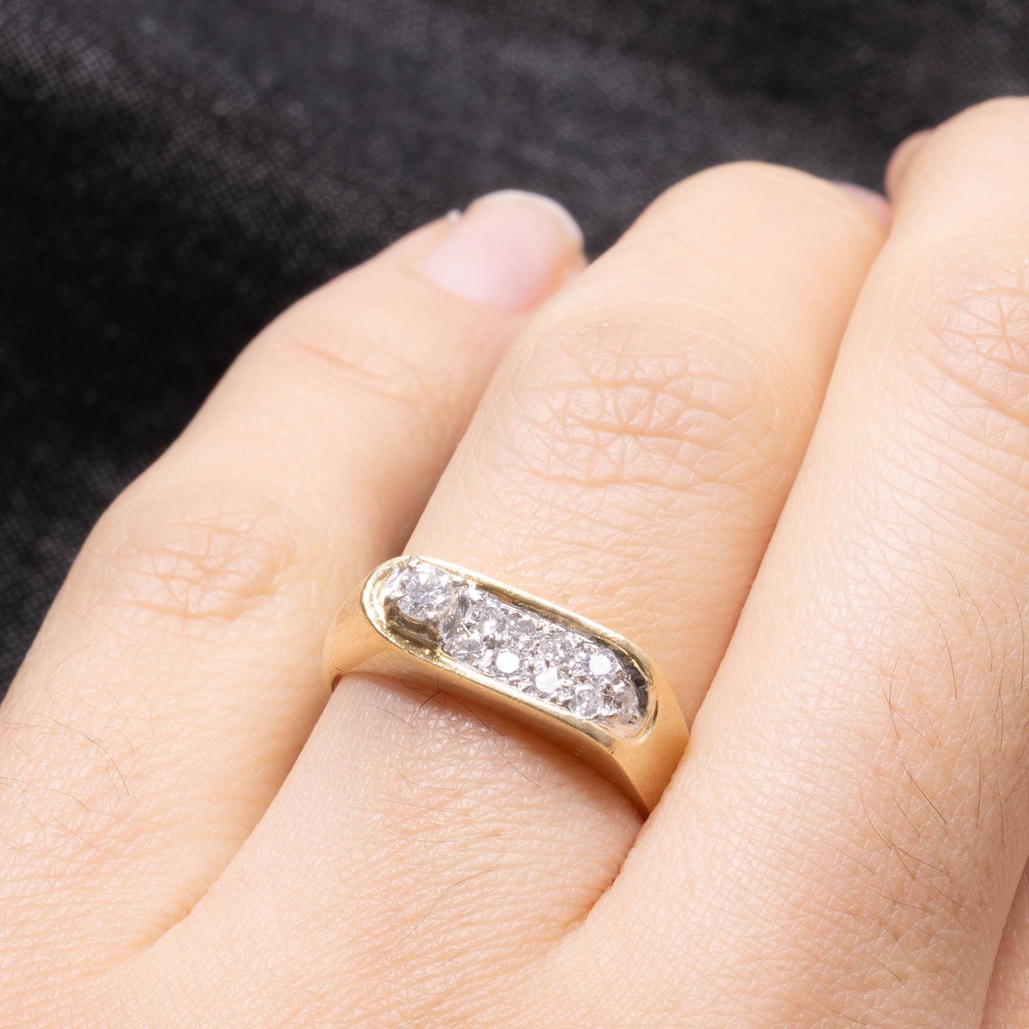 Diamond East West Oval Cluster Ring | 0.25ctw | SZ 5.75