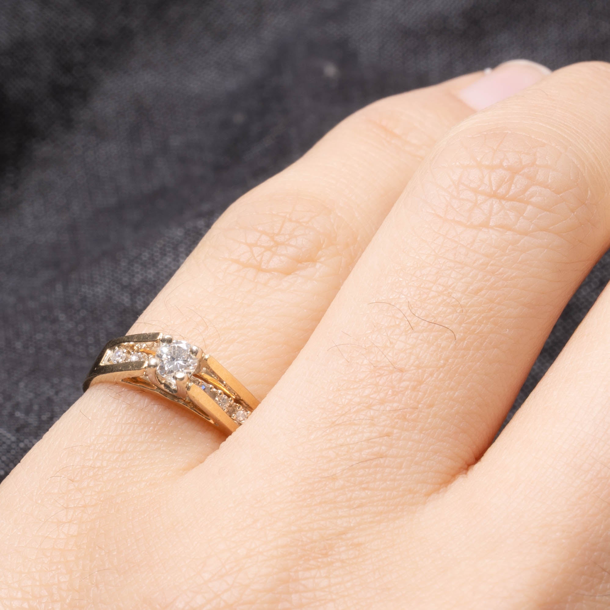 High Set Diamond Accented Ring | 0.17ctw | SZ 4.5