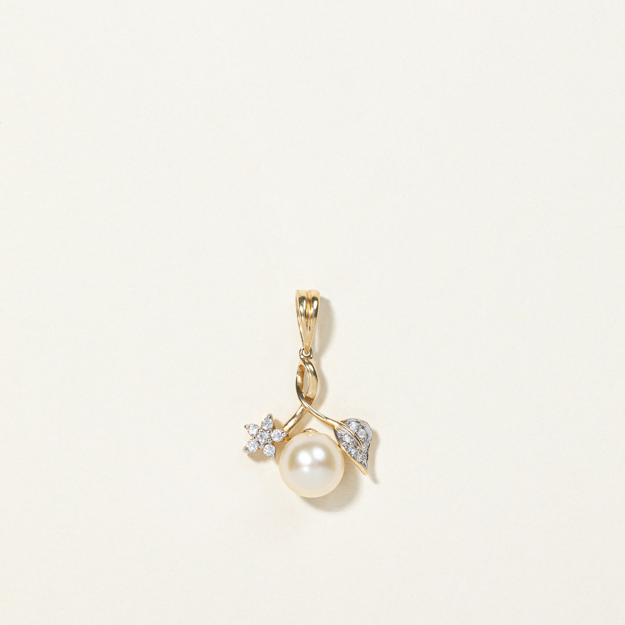 Pearl & Diamond Pendant | 0.09ctw |