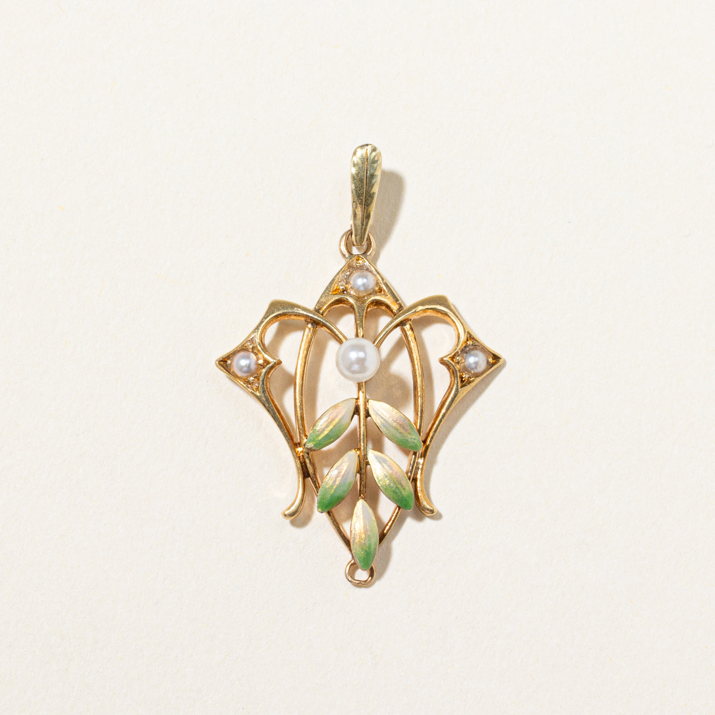 Art Nouveau Seed Pearl Leaf Design Pendant