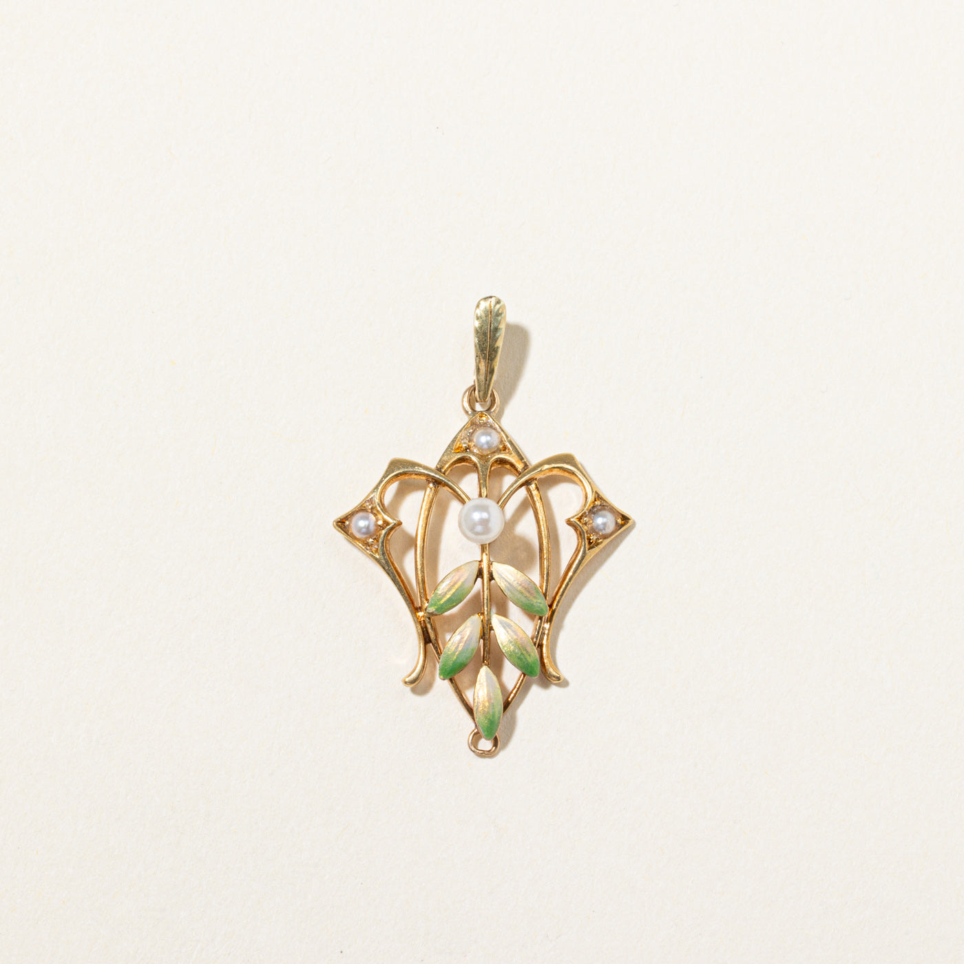 Art Nouveau Seed Pearl Leaf Design Pendant