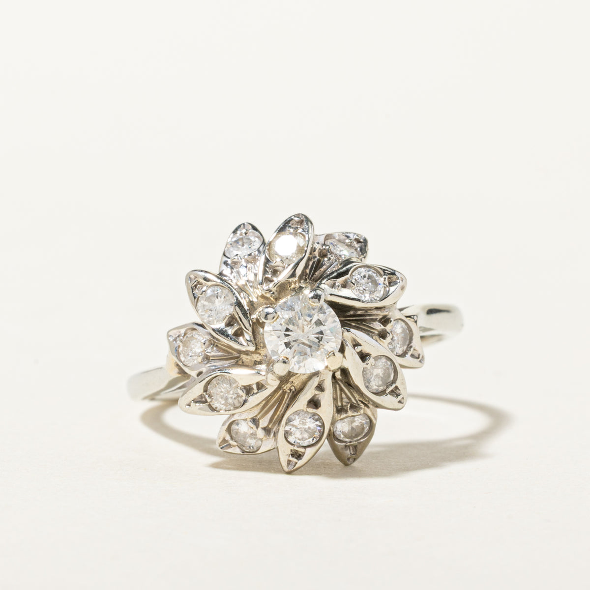 18k Diamond Cluster Floral Cocktail Ring | 0.70ctw | SZ 7.25