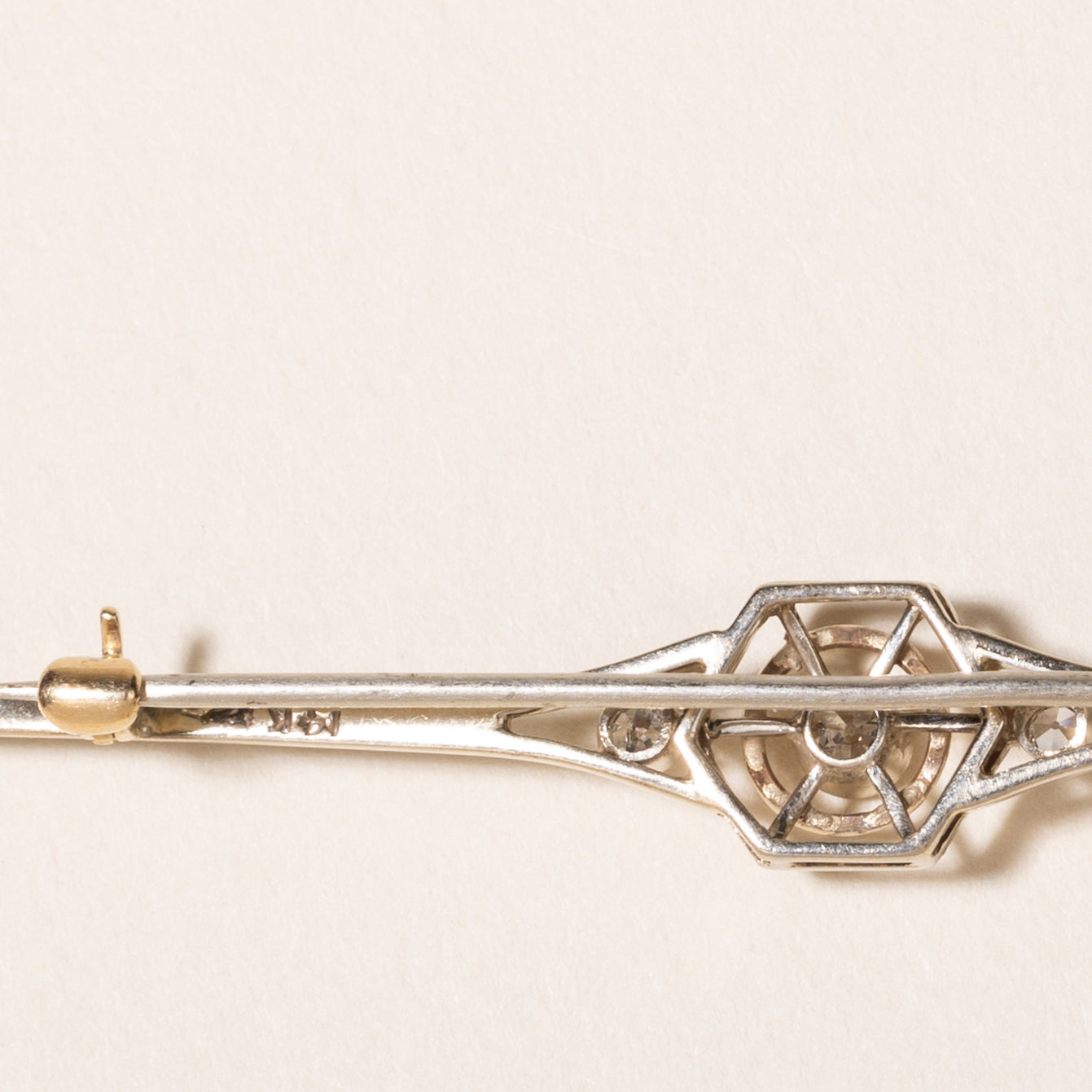 Edwardian Era Diamond Brooch | 0.12 ct |