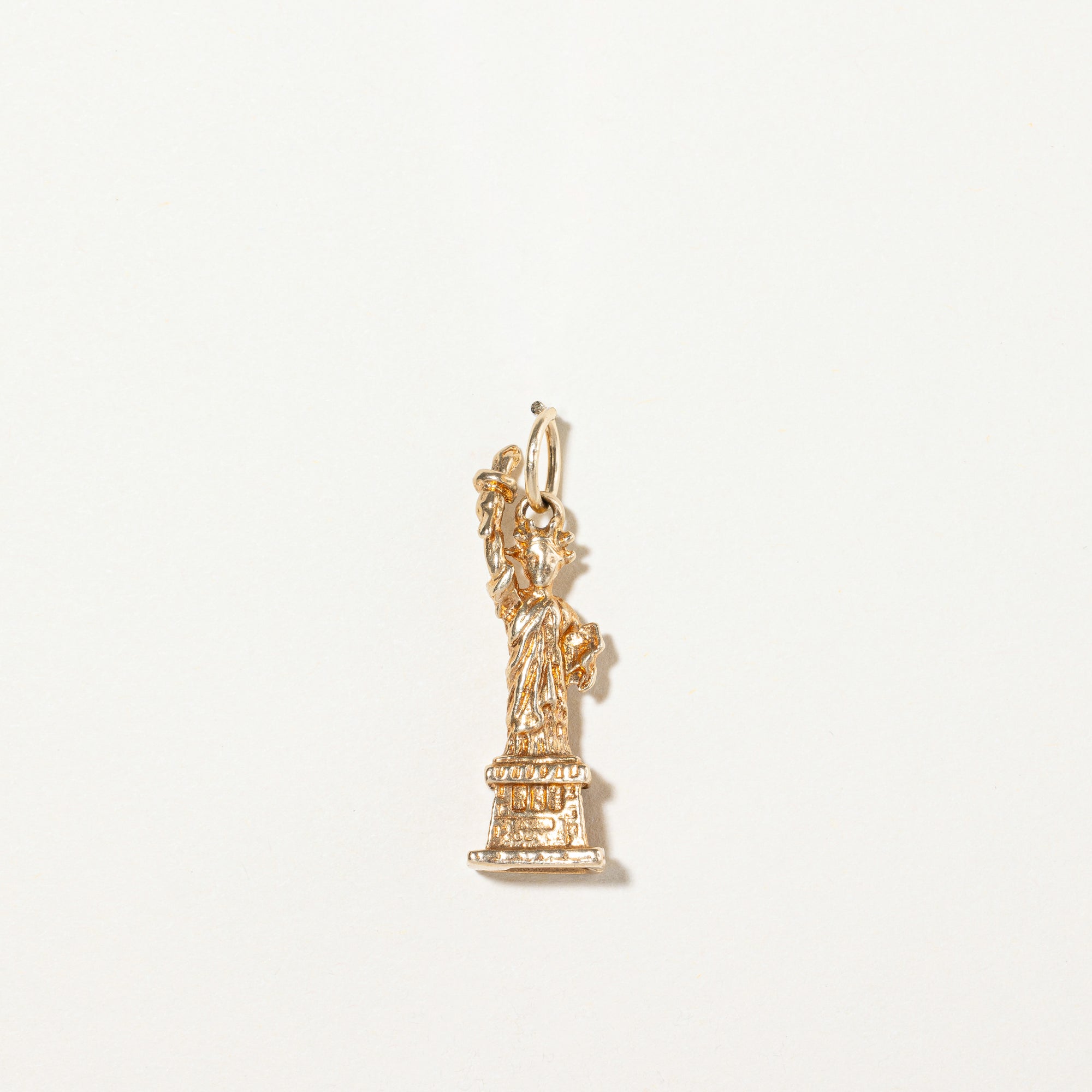 14k Yellow Gold Statue of Liberty Charm