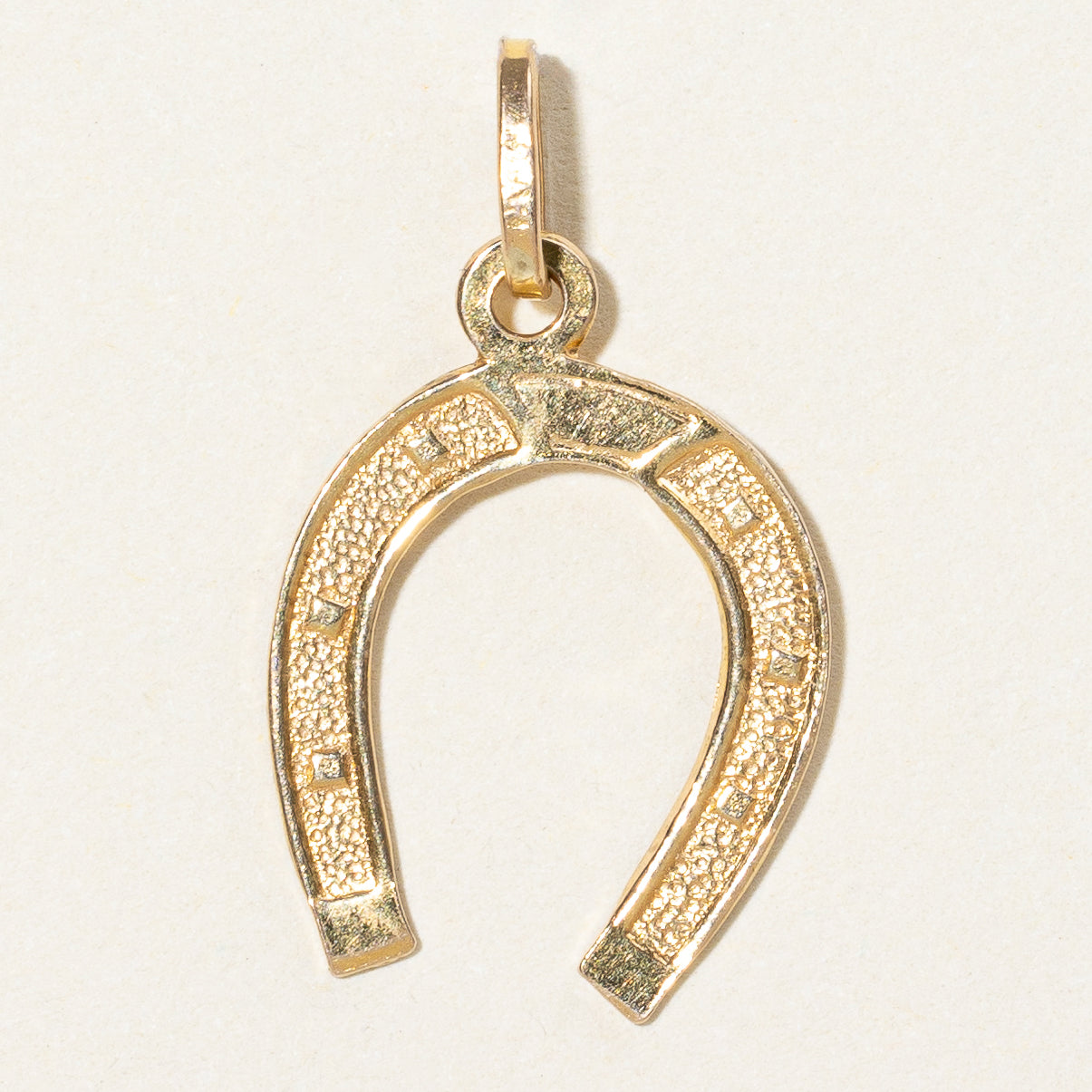 14k Yellow Gold Horseshoe Charm