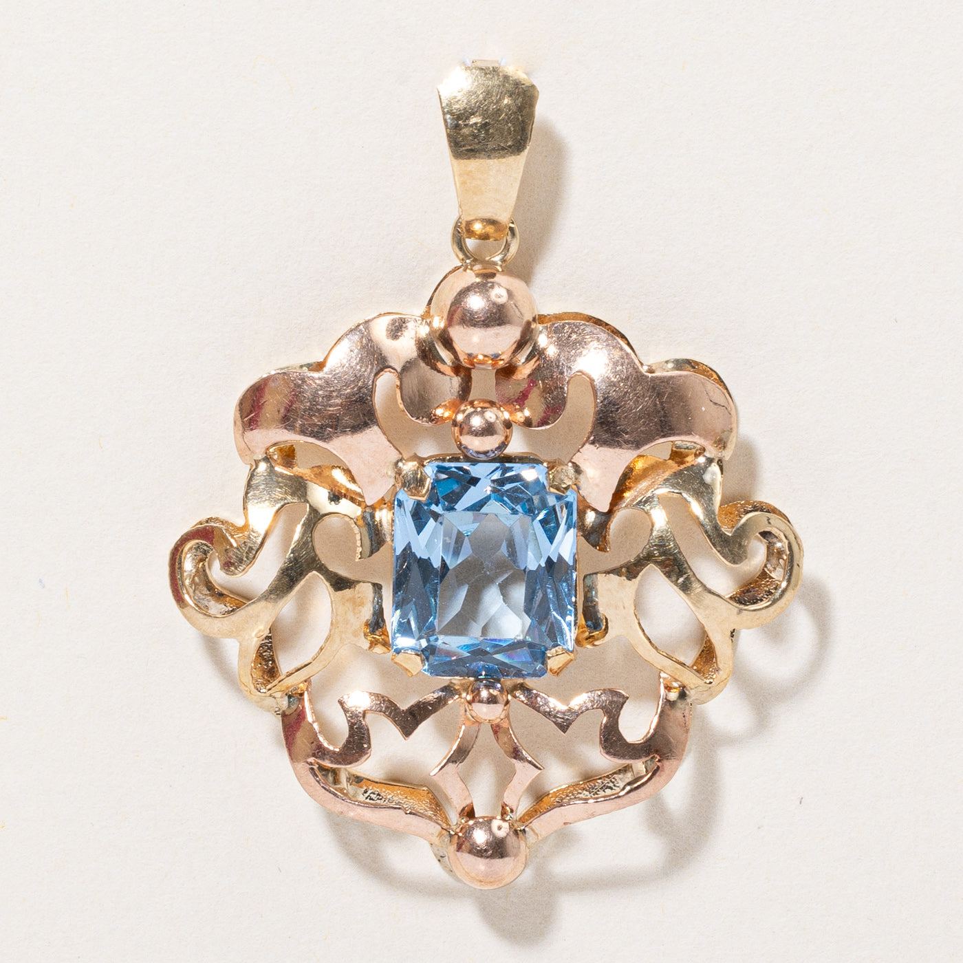 Synthetic Spinel Ornate Pendant | 5.00ct |