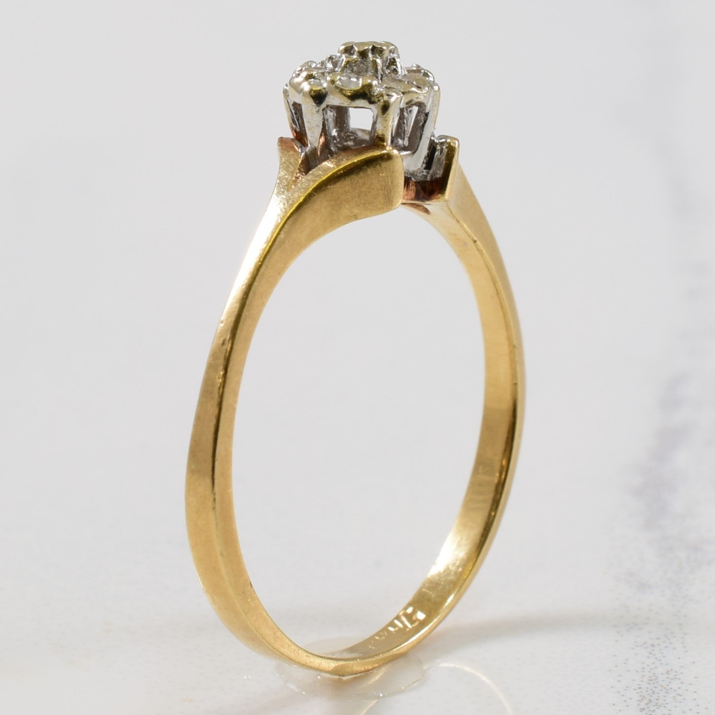 Cluster Diamond Split Shank Ring | 0.06ctw | SZ 6.75 |