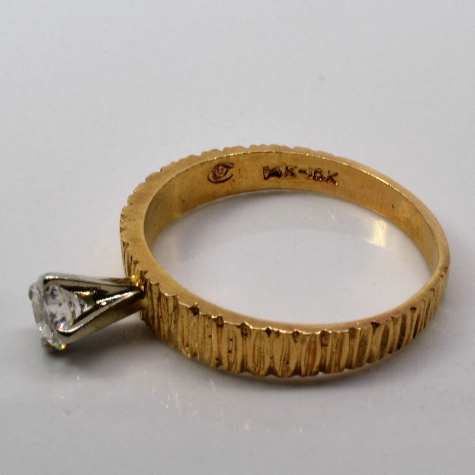 Bague sertie de diamants à griffes hautes | 0,32 ct | Taille 7 | 