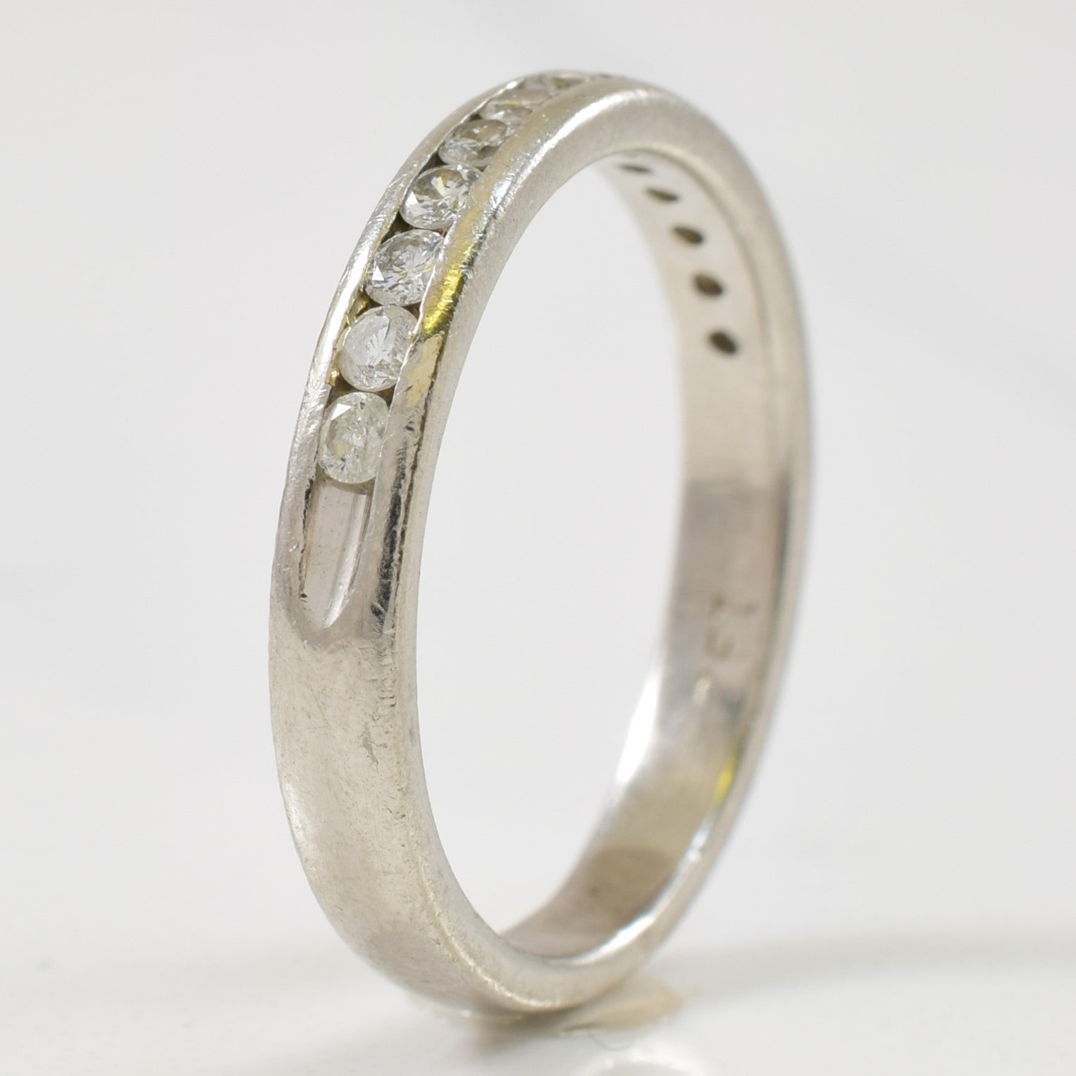 Platinum & Diamond Band | 0.26ctw | SZ 5 |