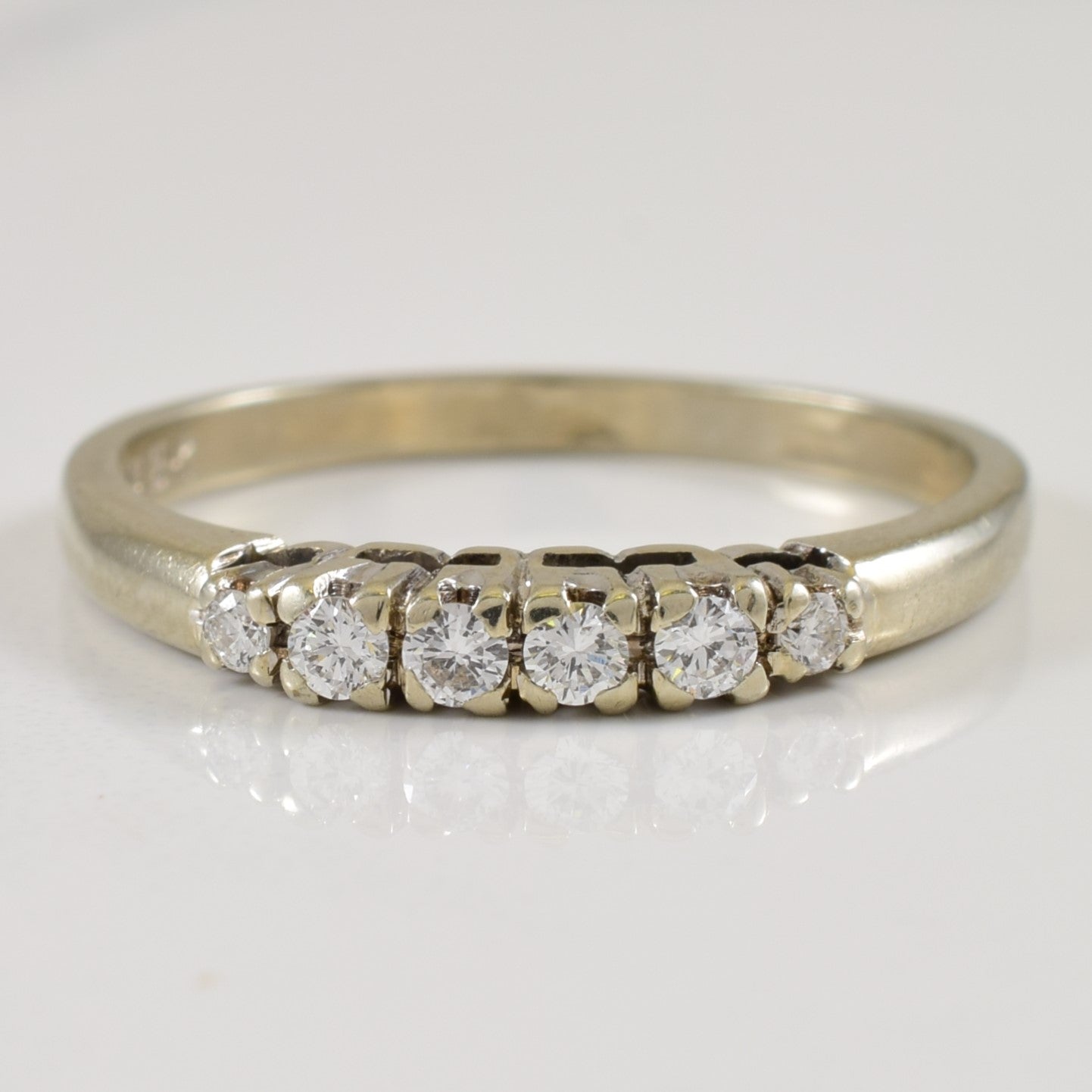 Pave Set Diamond Ring | 0.12ctw | SZ 6.75 |