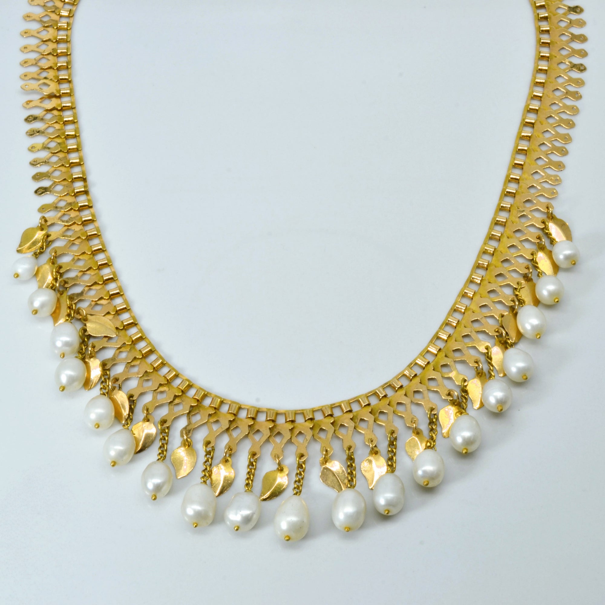 18K Yellow Gold Filigree Peal Necklace | 16