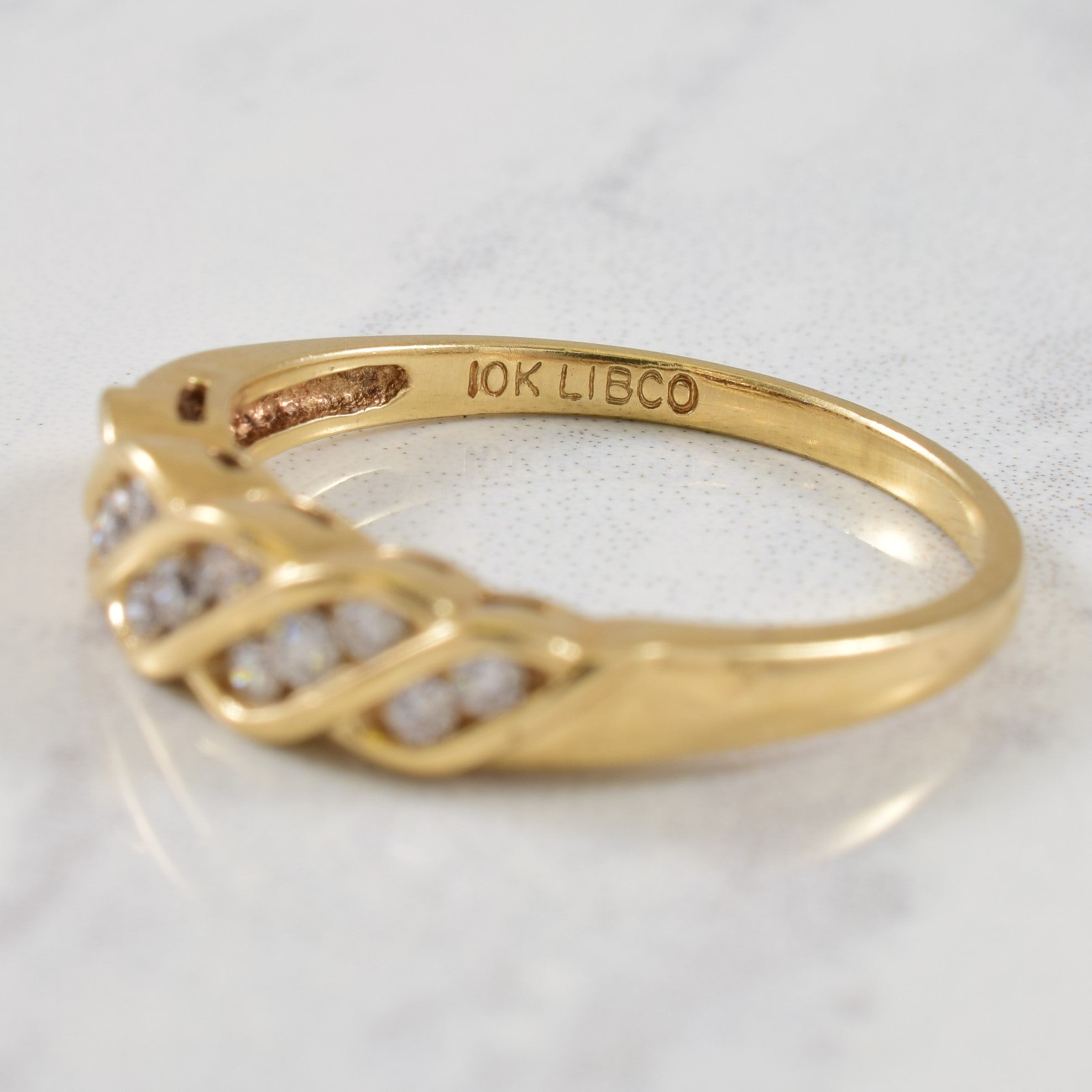 Multi Channel Set Diamond Ring | 0.20ctw | SZ 7 |